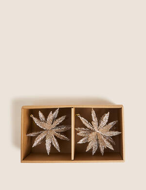 marksandspencer_XMAS2023_HOME_T40_1359P_Whimsical Heritage_trpytive zavesne ozdoby_zlata hvezda_399Kc_2ks.jpg
